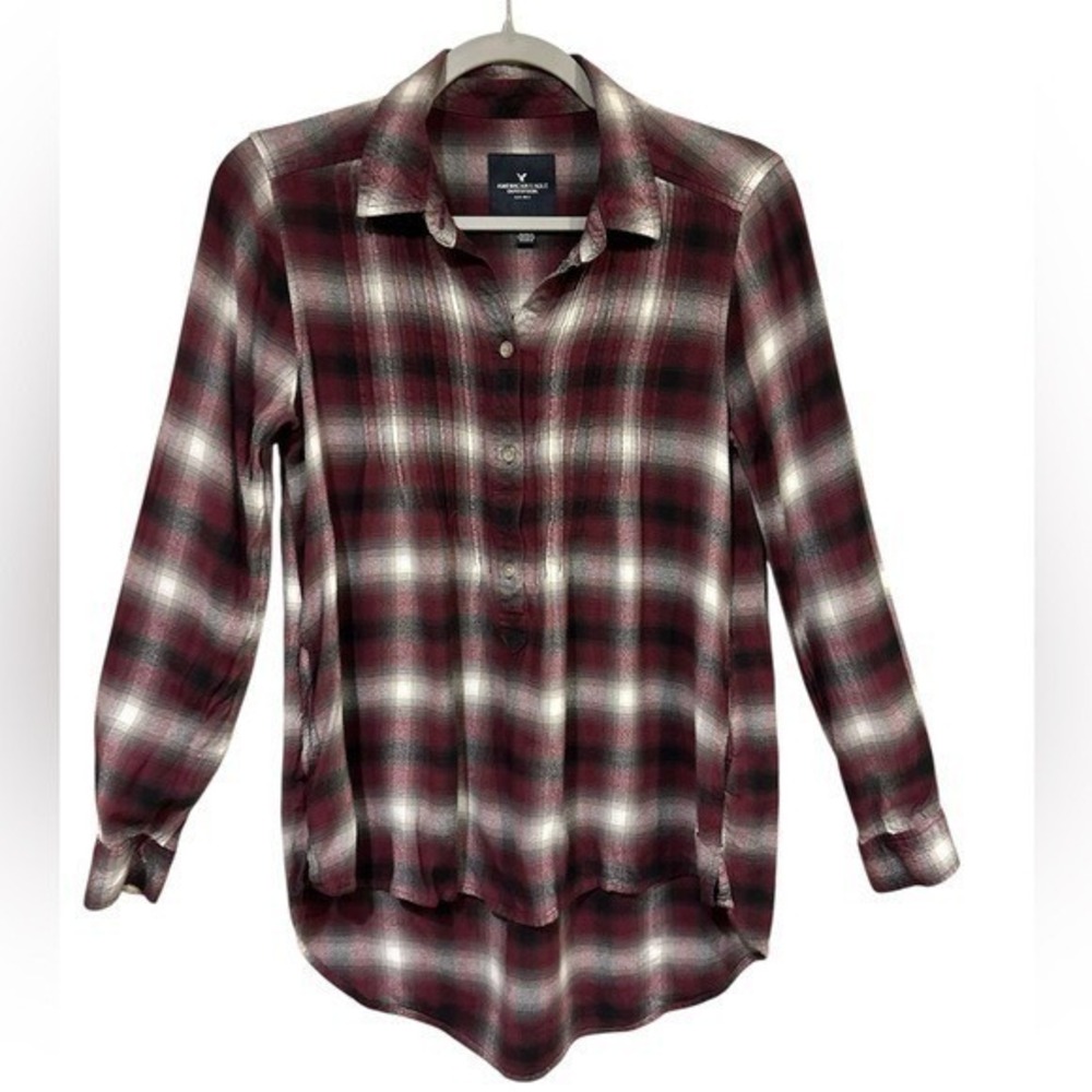 American Eagle Womens Plaid Flannel Shirt Maroon Small Grunge Cabin Core Goth